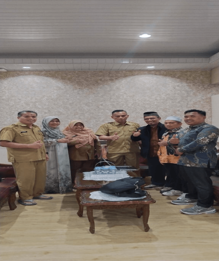 Vocharu dipercaya Dinas Koperasi & UMKM Sumbar untuk pembinaan karakter pengurus Koperasi Merah Putih
